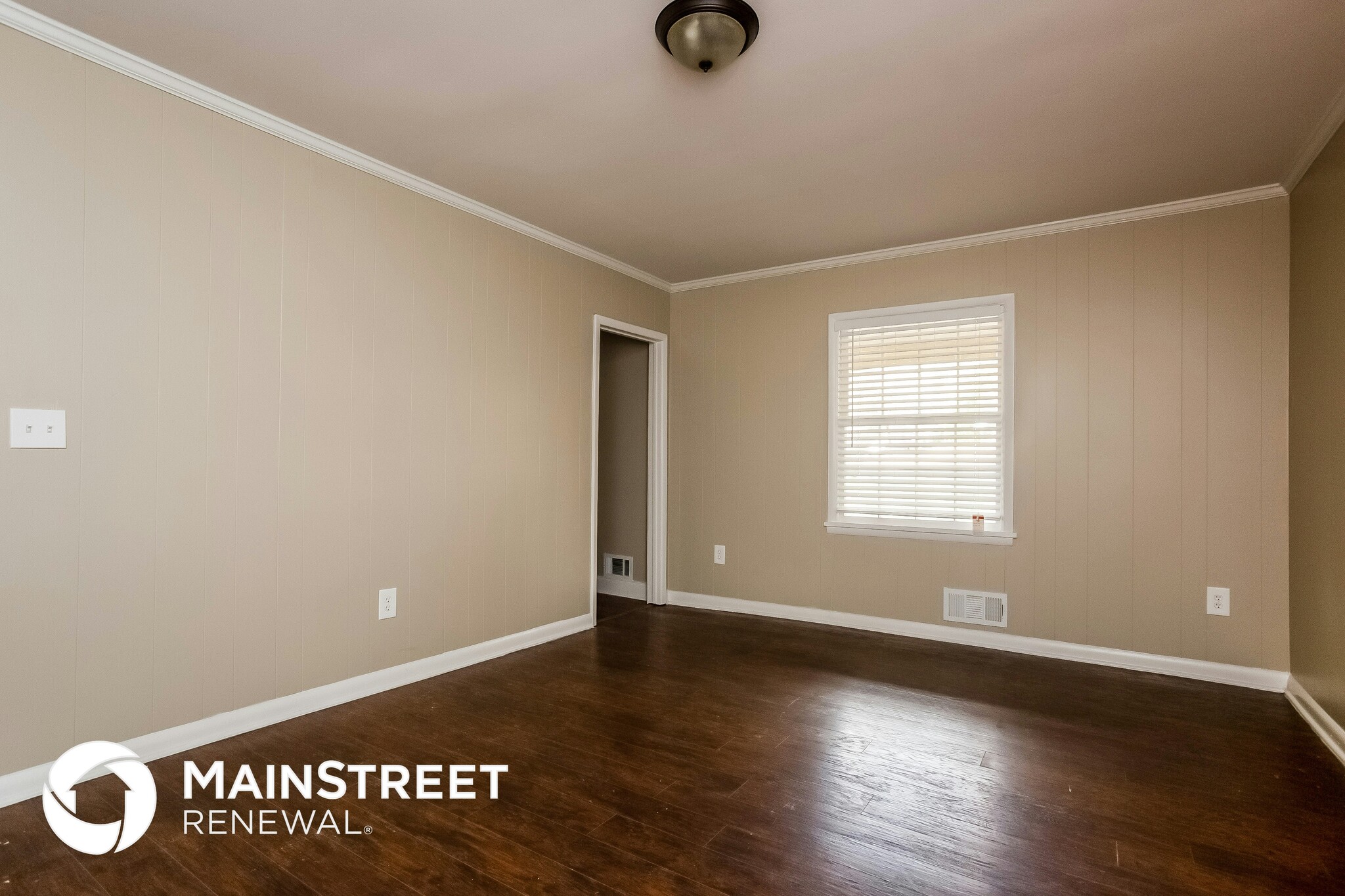 Building Photo - 2134 Elinwood Dr