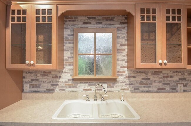 Building Photo - 11711 Memorial Dr