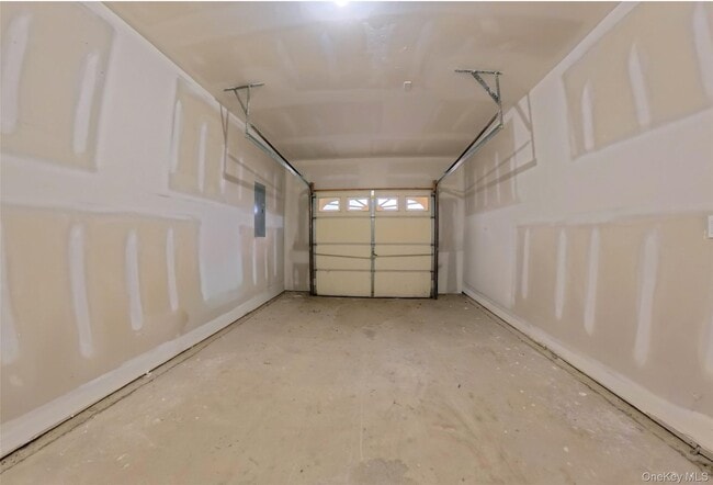 Building Photo - 262 Tamerisk Ln