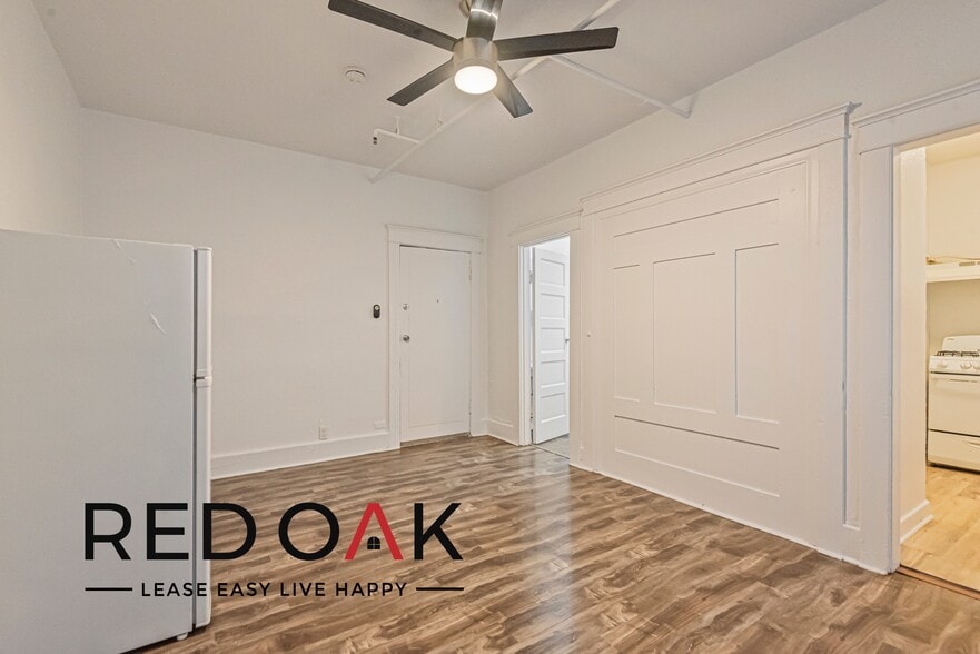 Building Photo - 1420 S Bonnie Brae St