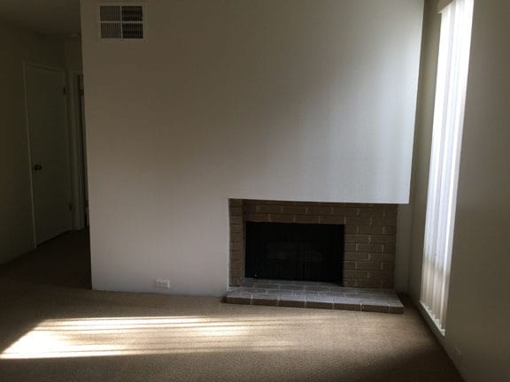 Building Photo - First floor condo!