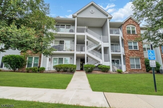 Building Photo - 1509 Longley Ct