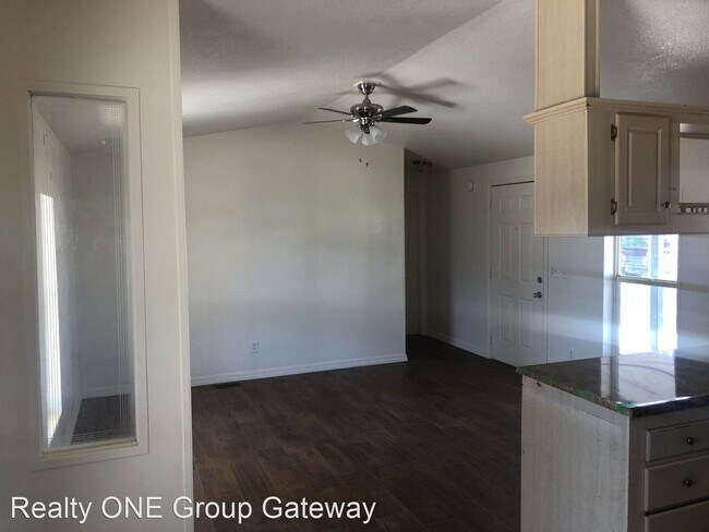 Building Photo - 2 br, 2 bath House - 209 E. Las Praderas