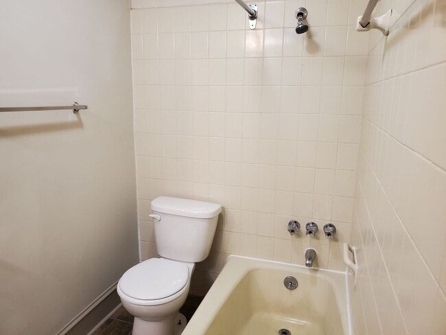 Building Photo - 1 Bedroom in Downtown Lancaster