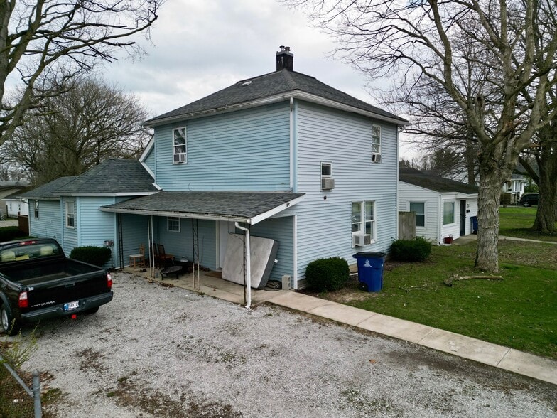 Building Photo - 4507 S Harmon St