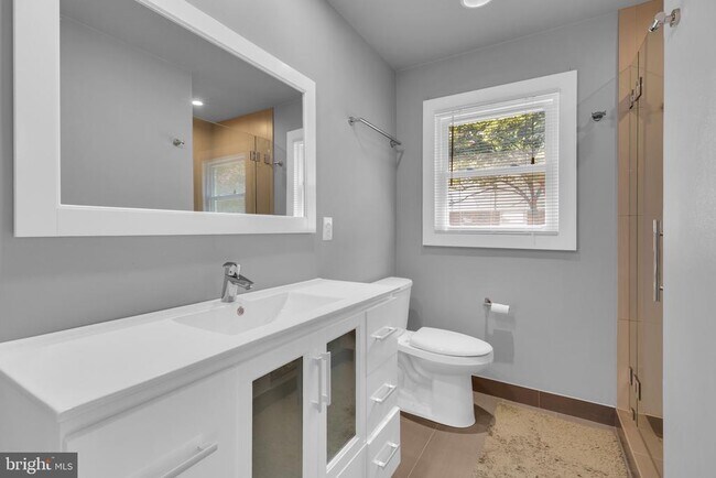 Building Photo - 4314 Argonne Dr