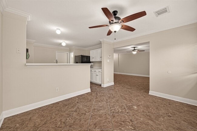 Building Photo - 16715 N Mist Dr