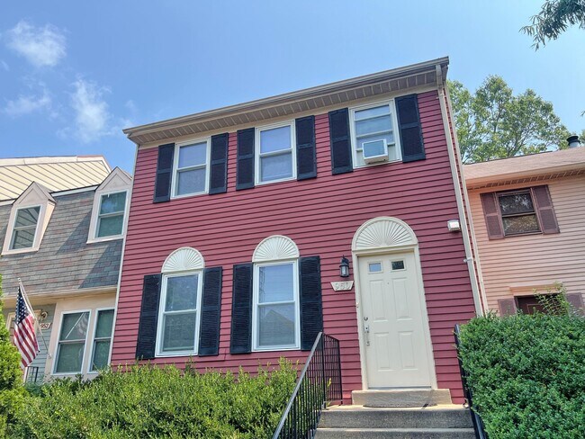 Building Photo - 950 Barton Oaks Pl