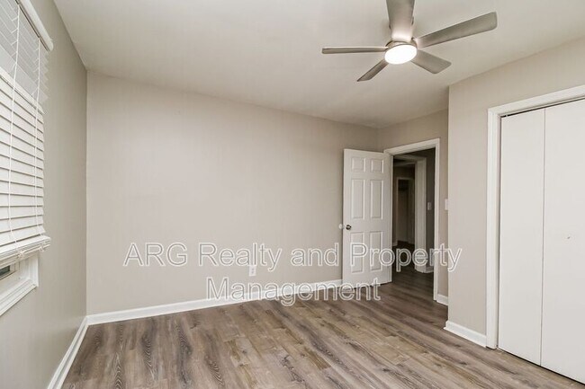 Building Photo - 1097 Smith St SW