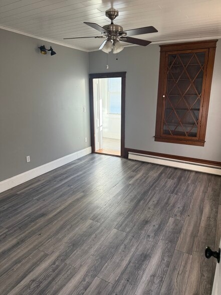 Building Photo - 46 S Main St