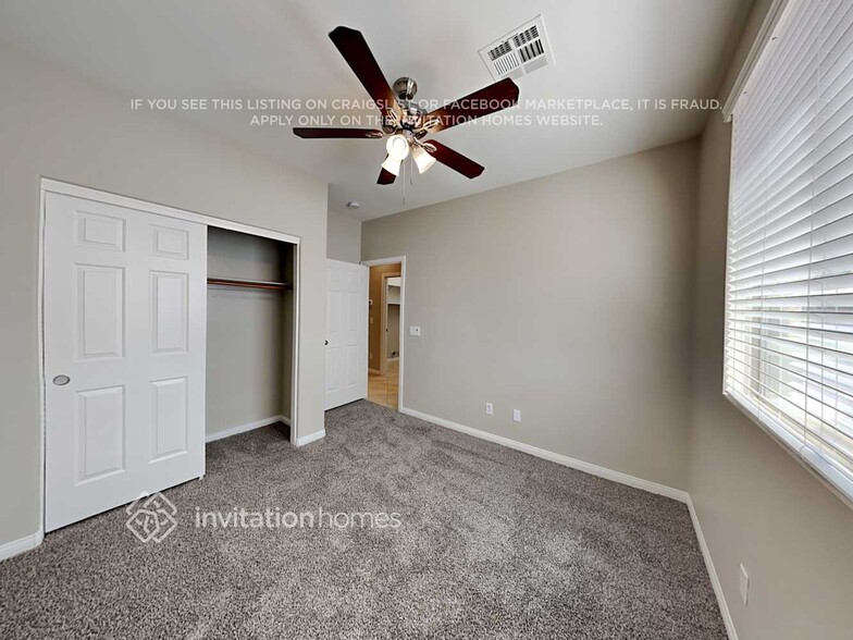 Building Photo - 9225 Longhorn Falls Ct
