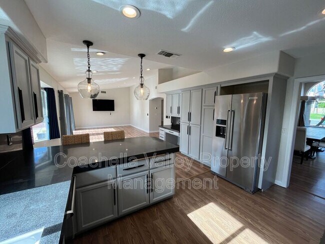 Building Photo - 69731 Willow Ln