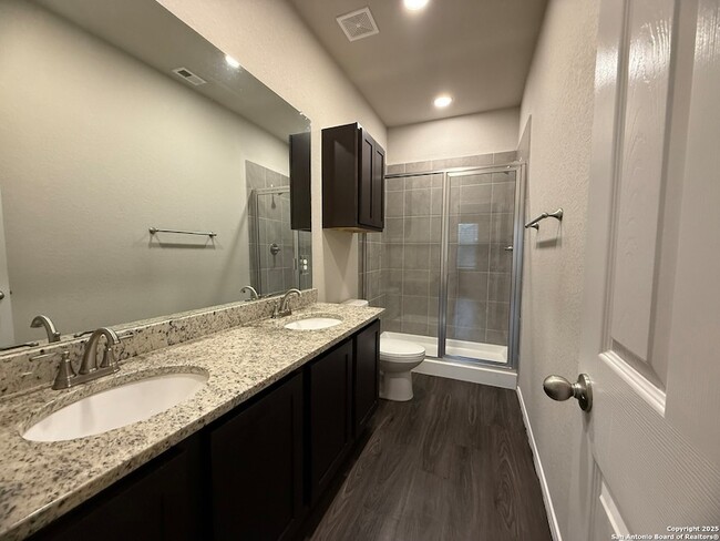 Building Photo - 9212 Canyon Bnd