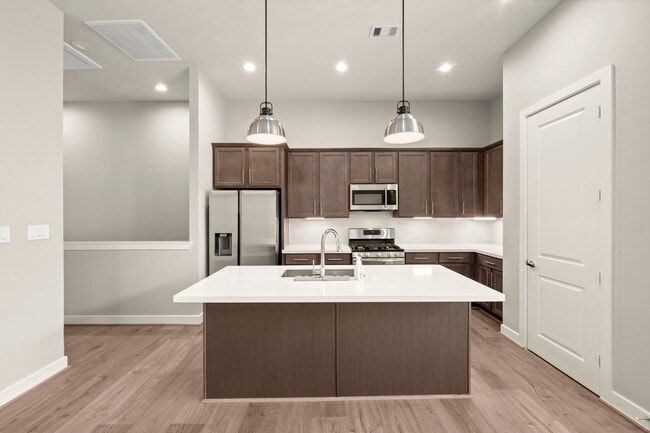 Building Photo - 138 Knightsbridge Park Ln
