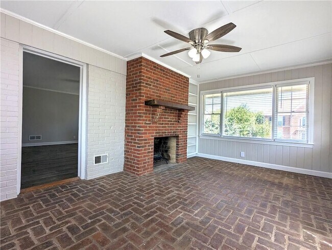 Building Photo - 970 Bridgegate Dr NE