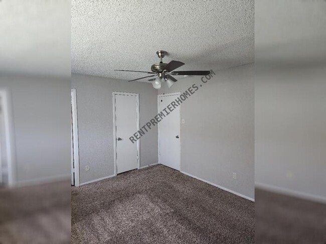 Building Photo - 613 Windsor Dr