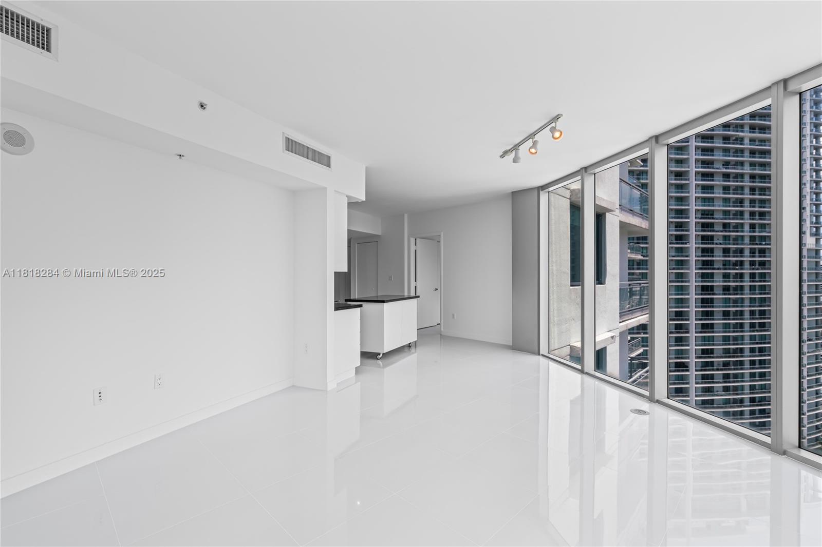 Building Photo - 1300 S Miami Ave