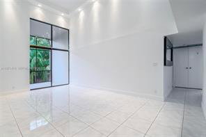 Building Photo - 20879 W Country Club Dr