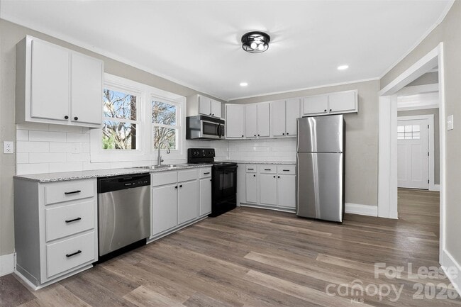 Building Photo - 510 S 12th St