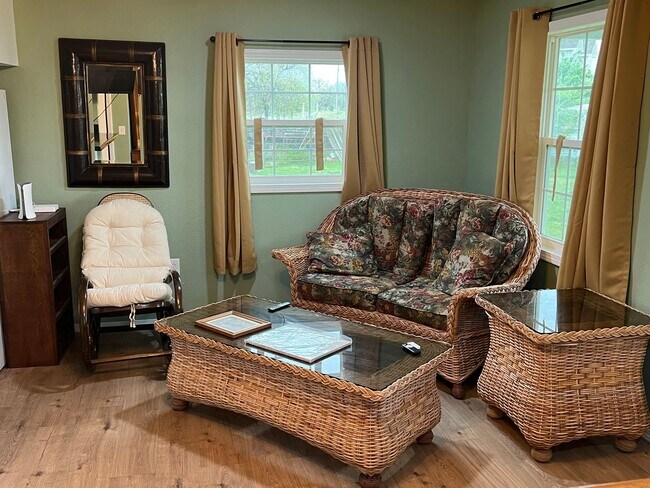 Building Photo - Tiny Home Elegance