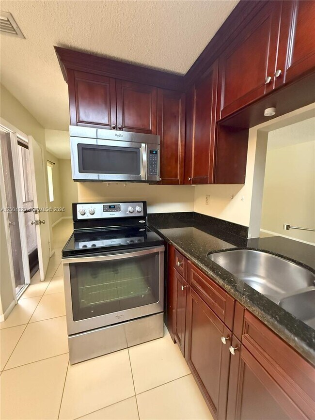 Building Photo - 7029 Marlberry Ln