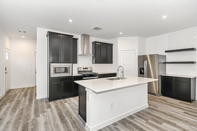 Building Photo - 3021 Skyline Mesa Dr