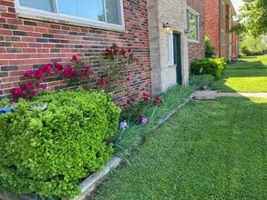 Building Photo - 5200 Sir Bors Dr