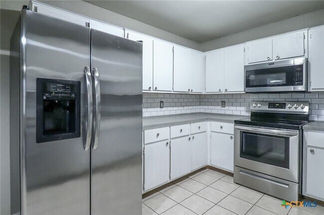 Building Photo - 2708 Edgefield St