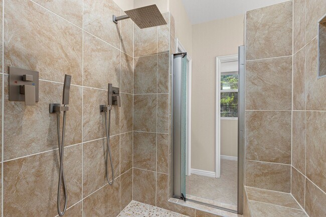 Building Photo - Elegant 5-Bedroom Carmel Valley Home with ...