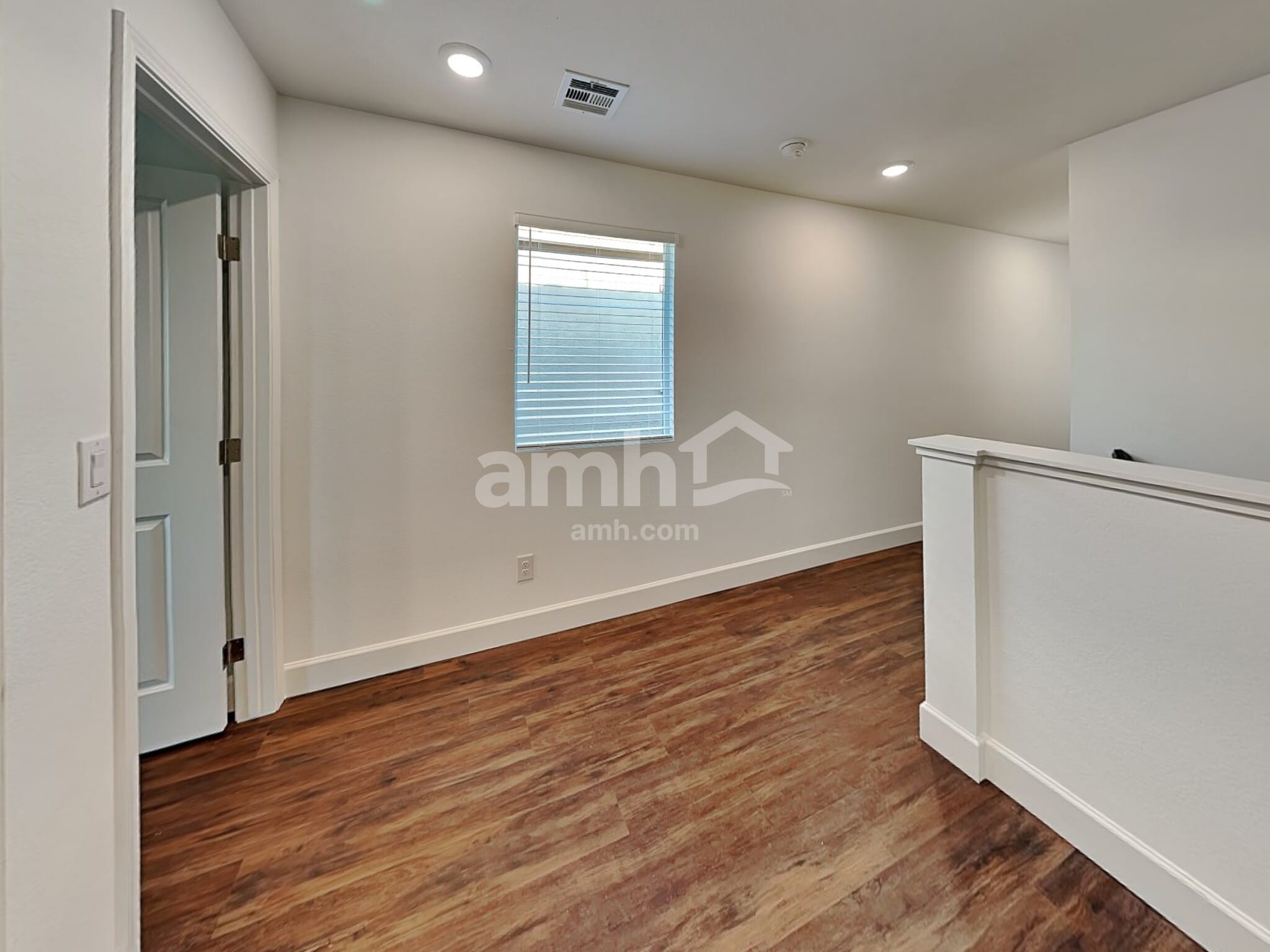 Building Photo - 296 Yasmin Daylily Pl