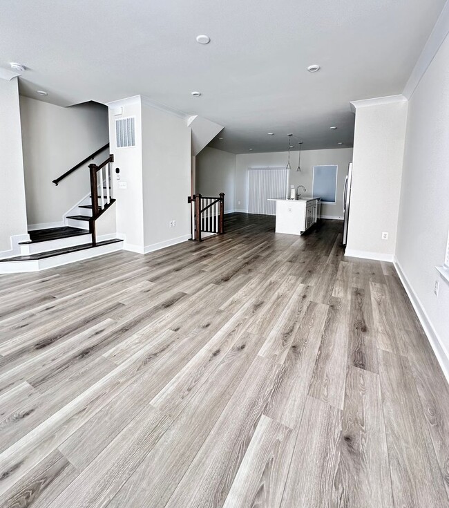 Building Photo - 4023 Purple Flora Bnd