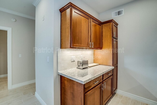 Building Photo - 7009 E Acoma Dr