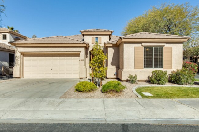 Building Photo - AVAILABLE NOW: Gorgeous 3 Bedroom 2 Bathro...