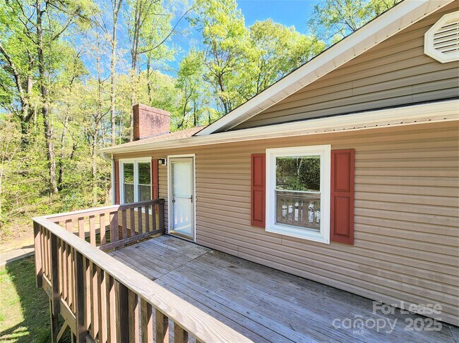 Building Photo - 1407 Browdis Ave