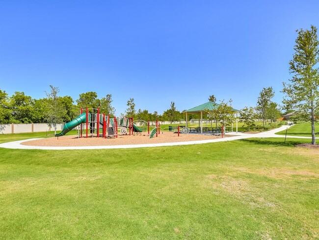 Building Photo - 341 Cres Park Dr