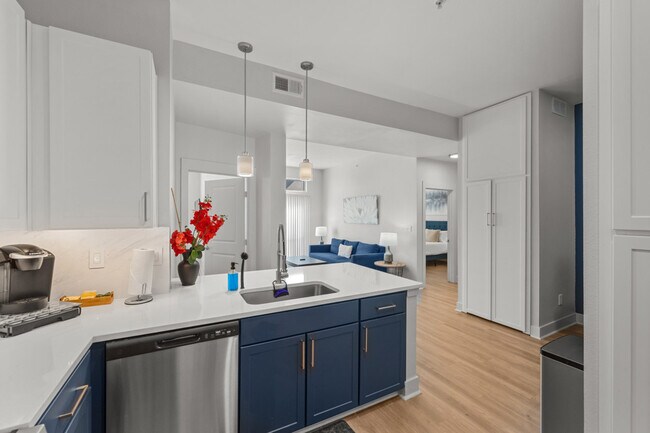 Building Photo - 2901 Indiana St