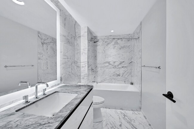 Building Photo - 1781 N Pierce St