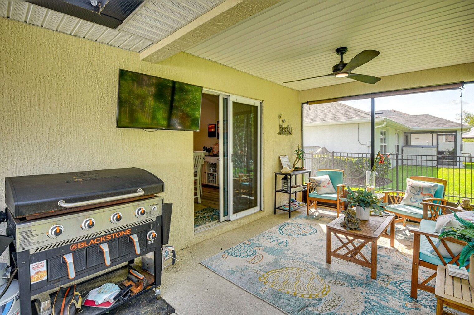 Building Photo - 123 Pergola Pl