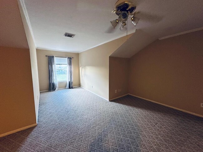 Building Photo - 17014 Sandestine Dr
