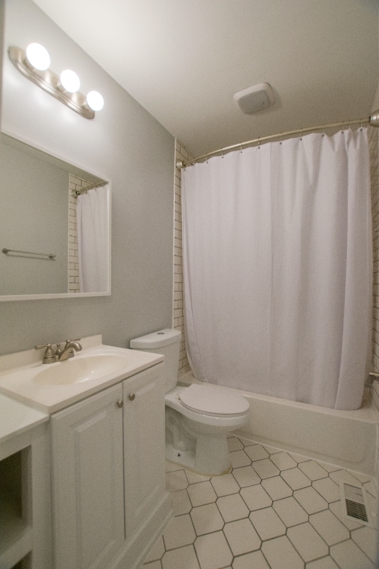 Building Photo - 2734 S Bonfield St