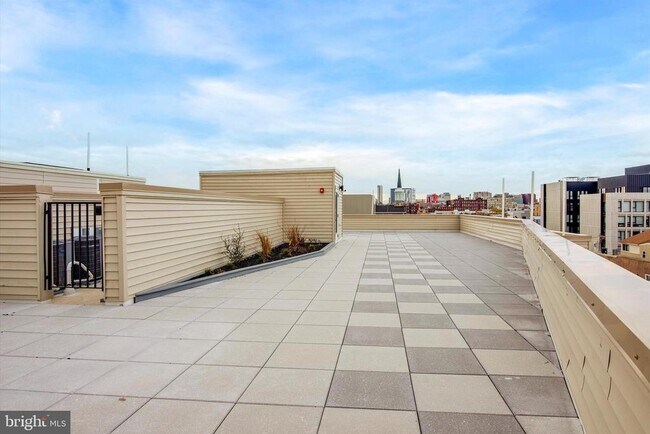 Building Photo - 1643 N 2nd St