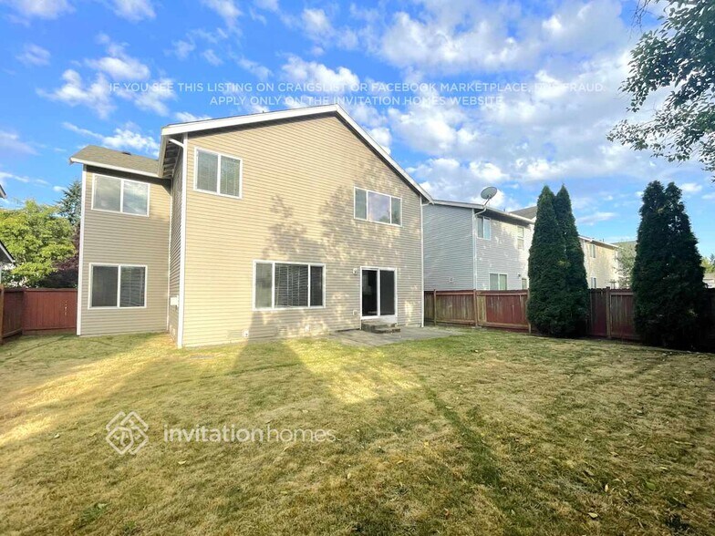 Building Photo - 15404 87th Ave E