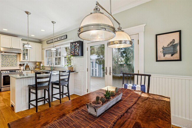 Building Photo - 38 Baycrest Ave