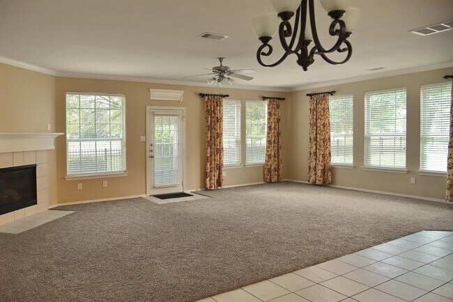 Building Photo - 8526 Willow Loch Dr