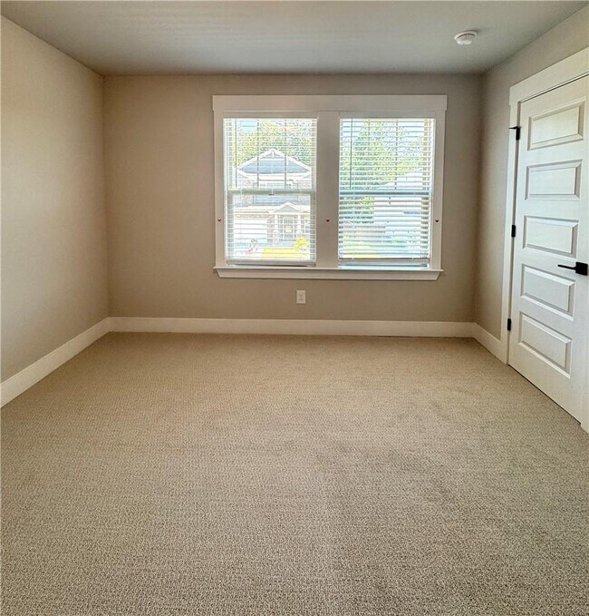 Building Photo - 534 Payne Rd