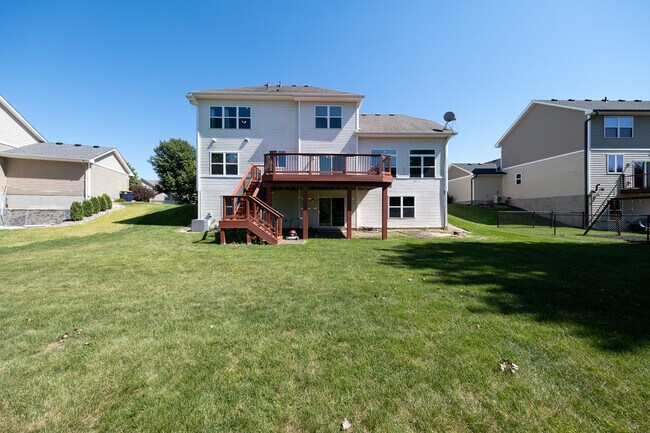 Building Photo - 16549 Dodd Ln