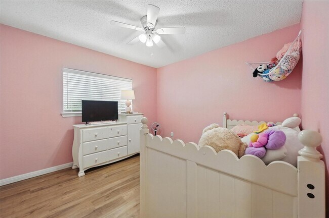 Building Photo - 636 Capricorn St