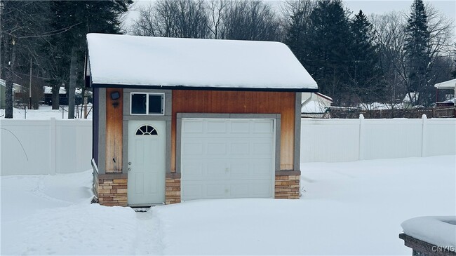 Building Photo - 80 Denton Ave