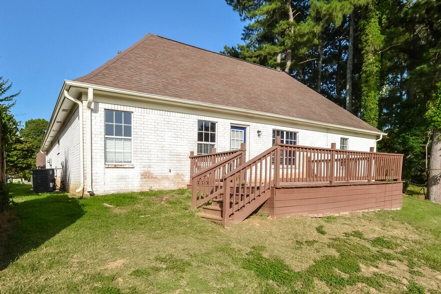 Building Photo - 4485 Nicholas Ln