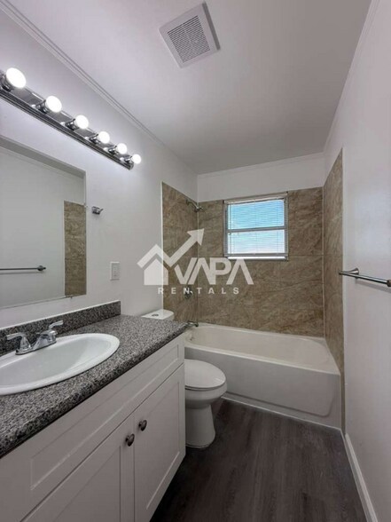 Building Photo - 7119 Westlyn Dr